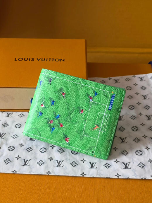 春夏特惠💰340 原单LV M28809短夹 绿 MULTIPLE 钱夹 商品图3
