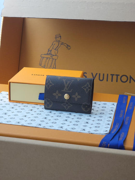 春夏特惠💰330 原单LV M68704紫红 MICRO 钱夹 此款 Micro 钱夹 商品图0