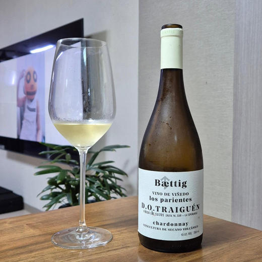 满分查威克/桑雅神级酿酒师！超性价比入门白！百滴阁酒庄比邻霞多丽白葡萄酒 Baettig Los Parientes Chardonnay 2023 商品图1