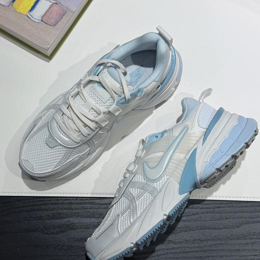 特价福利𝐯𝟐𝐤 𝐫𝐮𝐧运动鞋040609 商品图8