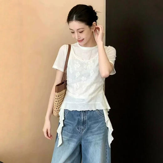 西遇假两件蕾丝吊带短袖T恤女2026夏季圆领侧边长飘带收腰上衣SS060550 商品图3