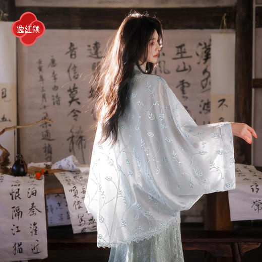 逸红颜《荞雪》26年夏新朦胧感刺绣蕾丝花边新中式半透纱质披肩女 商品图1