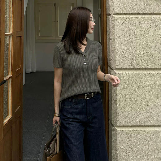 西遇莱赛尔亚麻针织短袖T恤女2026夏季新款polo领三粒扣弹力上衣SS060562 商品图2