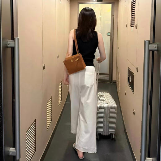 西遇莱赛尔白色蕾丝拼接阔腿裤女2026夏季新款高腰宽松直筒九分裤SS060559 商品图3