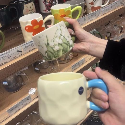 尼耳 咖啡马克杯 细腻陶瓷 温柔奶黄 皱褶肌理 商品图4