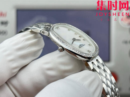 浪琴圆舞曲系列 椭圆形 鹅蛋形 浴缸形 女士腕表 原版开模 瑞士进口石英机芯 圆舞曲Mini款 表盘尺寸：18x25mm 商品图6