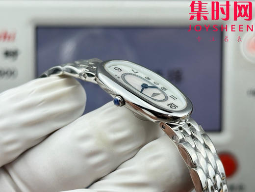 浪琴圆舞曲系列 椭圆形 鹅蛋形 浴缸形 女士腕表 原版开模 瑞士进口石英机芯 圆舞曲Mini款 表盘尺寸：18x25mm 商品图6