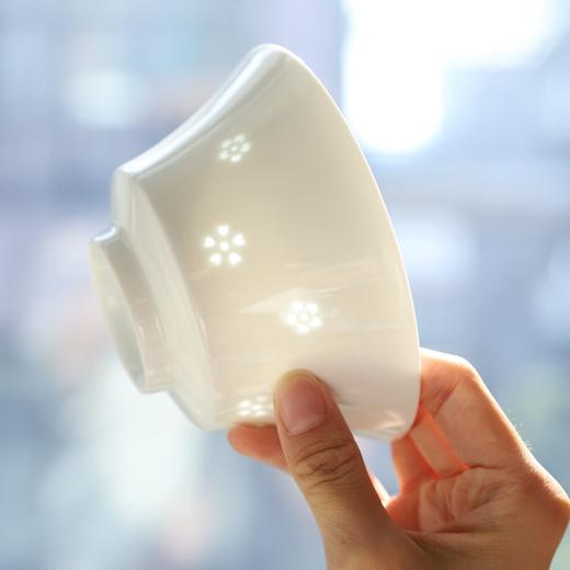 疯抢中！！景德镇窑口直发【12生肖白瓷玲珑碗&青瓷30件餐具套装礼盒】手工玲珑眼工艺 易清洗 耐造实用 守护全家健康 商品图6