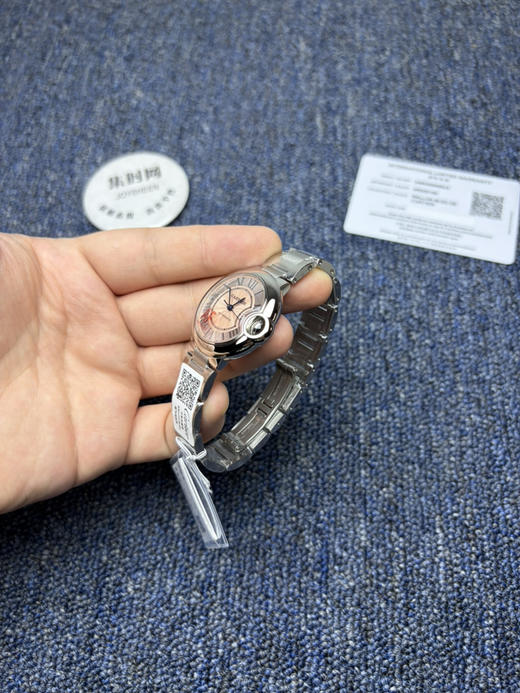 CR卡地亚蓝气球系列 中号33mm 粉气球 女士腕表 商品图3