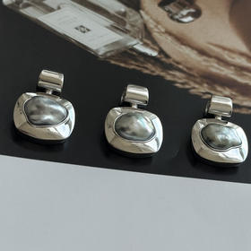 新品「海屿香水瓶」｜大溪地野生Keshi吊坠（送皮绳）尺寸16*17mm 手工厚银包边 可自由开合