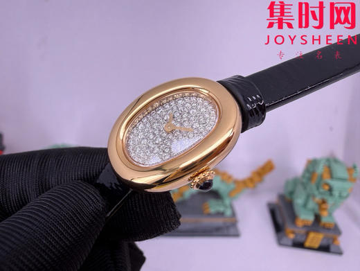 新款卡地亚迷你浴缸系列 浴缸满天星 女士腕表
包金壳套 镶嵌莫桑雪花钻石表盘 商品图3