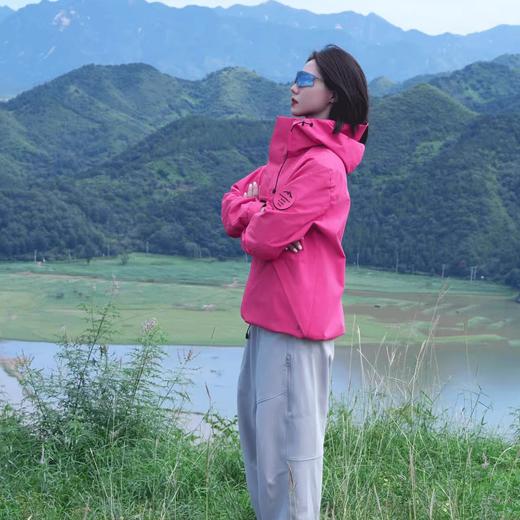【高密度面料 耐刮防撕裂】 “反季清仓”Schenvega轻量情侣山系户外防风冲锋外套 透气不闷 防风锁温 7色可选 商品图1