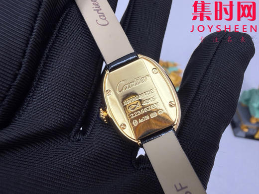 新款卡地亚迷你浴缸系列 浴缸满天星 女士腕表
包金壳套 镶嵌莫桑雪花钻石表盘 商品图6