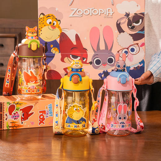 摩登主妇疯狂动物城喷雾水杯儿童上学专用便携随行杯夏日运动杯子 商品图0