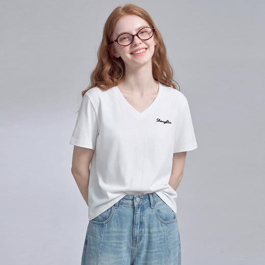 西遇条纹披肩V领短袖T恤女2026年夏季新款字母刺绣宽松白色上衣E0060594 商品图4