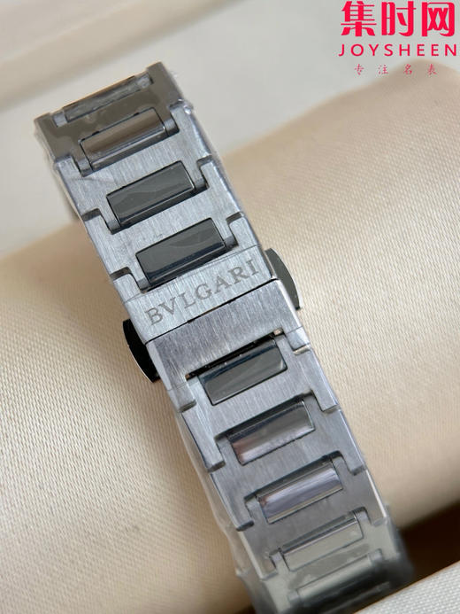 BV宝格丽BVLGARI系列 女士石英腕表 表径33mm 商品图7
