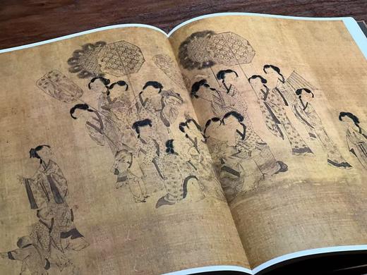 【即将到货】《李公麟揭钵图探究》，张雨晴编著，一函二册，开本极大，27x39cm开本，净重4公斤，北京大学中国战略研究中心一国际文化发展研究所出版，长流美术馆2011年发行。售价398元。一周左右到货 商品图7