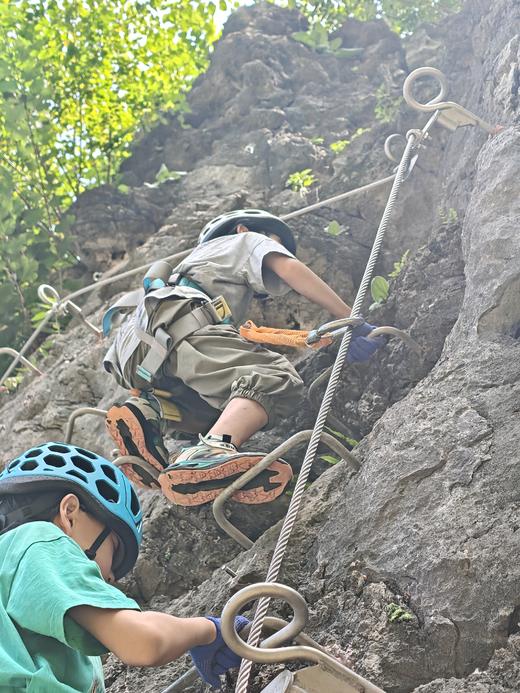 光合谷微探险营地 ｜飞拉达探洞+落日桨板休闲亲子活动，适配人群：户外小白、亲子家庭，零基础可参与 商品图2