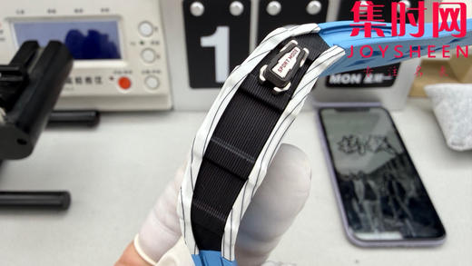 RM理查德米勒RM35-03系列 NTPT碳纤维壳 蒂芙尼蓝 已发布5款产品 男士腕表 采用定制一体机 正面可看到摆轮摆动 纤薄壳套13.5mm 商品图6