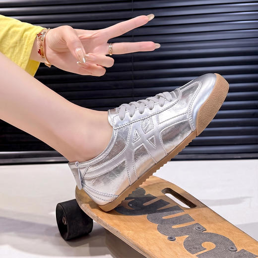 西遇复古耐看德训鞋女2026夏季新款欧若风柔和缓震透气阿甘运动鞋P0066565 商品图4