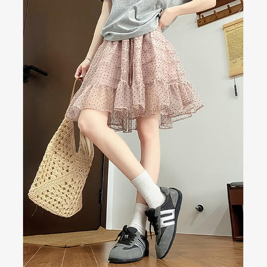 西遇粉色波点网纱半身裙女2026夏季新款双层蕾丝花边不规则蓬蓬裙SS060687 商品图3