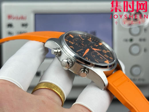 TWS万国新款飞行员计时系列IW377730“橙色风暴”男士腕表 表径43mm 商品图5