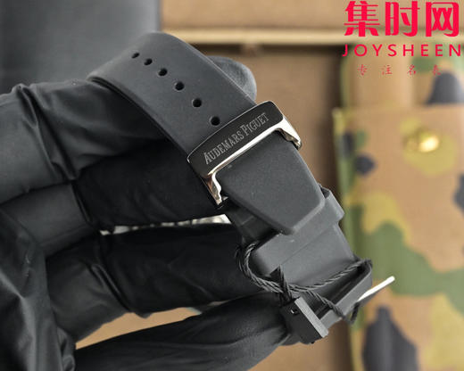 DIW爱彼皇家橡树碳纤维系列 改装皇家橡树15500 男士腕表 表径41mm 商品图5