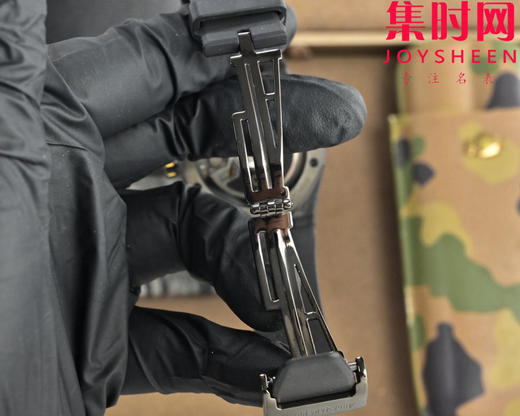 DIW爱彼皇家橡树碳纤维系列 改装皇家橡树15500 男士腕表 表径41mm 商品图6