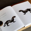 《东方既白：春秋战国文物大联展》，8开，布脊平装，岳麓书社2017年版，深圳雅昌印刷，264页，定价370，售价228元。
  商品缩略图7