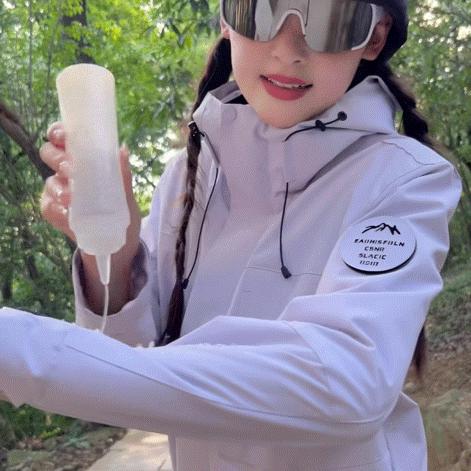 【反季清仓 高密度面料 耐刮防撕裂】高颜值轻量化情侣山系户外防风外套 商品图2