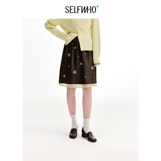 SELFWHO莱赛尔混纺撞色假两件绿绒蒿钉珠刺绣半身裙女2026秋新款 商品图0