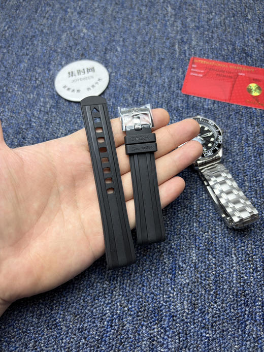 欧米茄JVS海马300米系列 原装开模 黑海马 男士腕表 表径42mm 商品图9