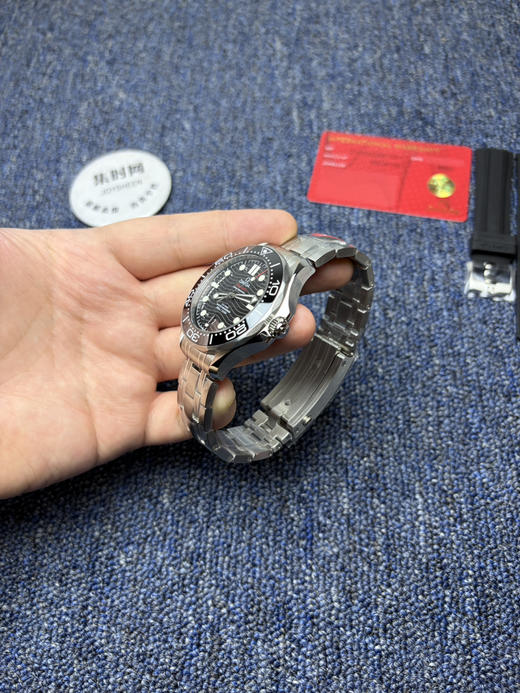 欧米茄JVS海马300米系列 原装开模 黑海马 男士腕表 表径42mm 商品图3
