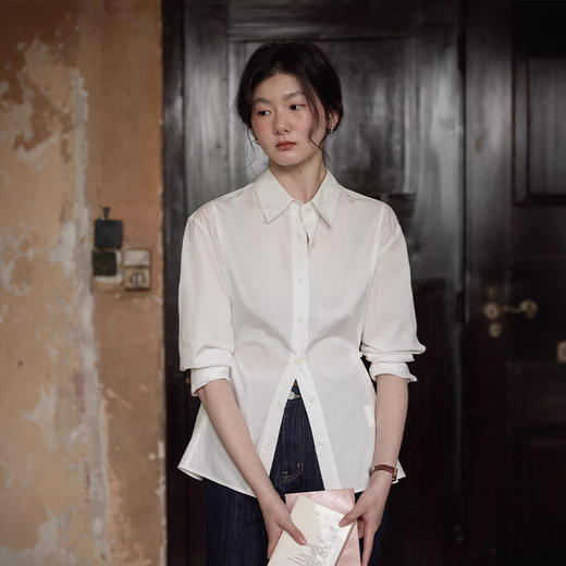 西遇翻领长袖衬衫女2026夏季新款宽松垂感休闲可挽袖通勤防晒衬衣SS060711 商品图1