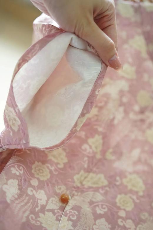ORIGNAL&CO「锦瑟芳华」新中式小衫 | 提花印花工艺，宝相花、凤尾花，藏尽东方温润贵气【3-7天发货，周末顺延】 商品图9