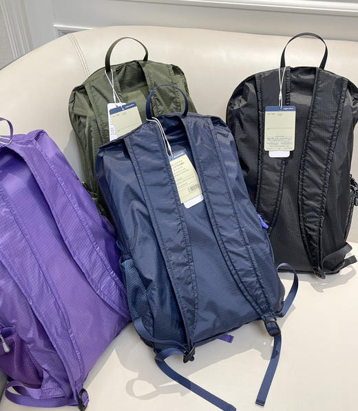 正品Montbell男女款轻量双肩包15L080102 商品图1