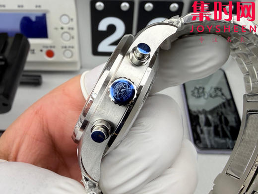 ZF万国飞行员计时系列 小王子IW377717 钢带款 男士腕表 表径43mm 商品图5