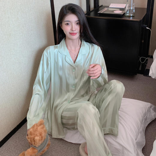 【秋季新款❗️慵懒气质家居服套装】超仙超舒服，舒适到像裸穿，穿上不想脱下来！网红绿色小清新条纹舒适薄款可外穿睡衣两件套女实拍★美物社 商品图2