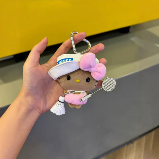 网球黑皮Kitty挂件玩偶 商品图1