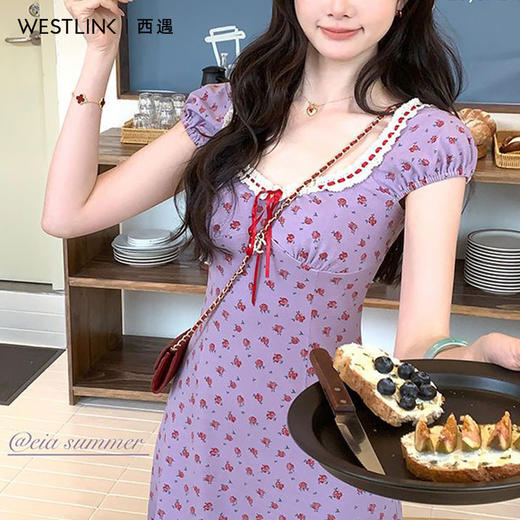 西遇法式复古紫色碎花连衣裙女2026夏季新款方领蕾丝花边系带长裙SS060325 商品图4