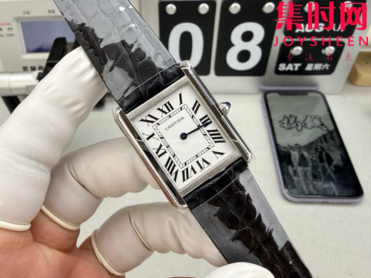 卡地亚TankMust CR坦克Must系列 中号 女士腕表
【表壳】表盘尺寸：中号33.7mm*25.5mm 商品图1