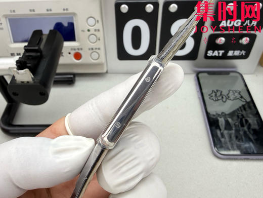 卡地亚TankMust CR坦克Must系列 中号 女士腕表
【表壳】表盘尺寸：中号33.7mm*25.5mm 商品图6