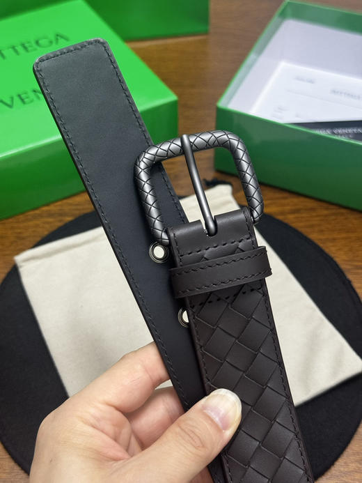 春夏特惠💰270 BV男士腰带 BOTTEGA VENETA 带身宽3.5cm 小牛皮皮革手工编织，手工编织新款牛皮经典之作 商品图5