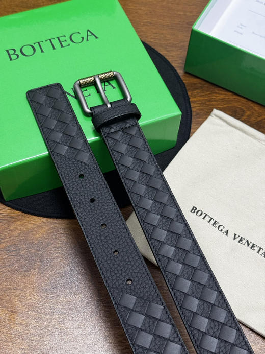 春夏特惠💰400 BV男士腰带 BOTTEGA VENETA   带身宽3.5cm 小牛皮皮革手工编织，手工编织新款牛皮经典之作 商品图2