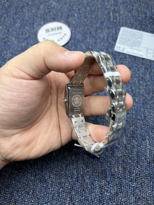 原单品质 浪琴黛绰维纳系列 女士腕表 钢带款 原装开模 表盘尺寸：20.80 X 32.00mm 商品图5