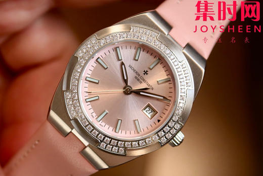 新品—随心所至 启幕无畏之行 VC江诗丹顿新款Overseas CC纵横四海女款系列1225v/1205v 樱花粉 女士石英腕表 表径33mm 商品图1