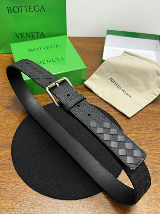 春夏特惠💰400 BV男士腰带 BOTTEGA VENETA   带身宽3.5cm 小牛皮皮革手工编织，手工编织新款牛皮经典之作 商品图5
