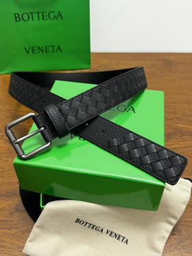 春夏特惠💰400 BV男士腰带 BOTTEGA VENETA   带身宽3.5cm 小牛皮皮革手工编织，手工编织新款牛皮经典之作