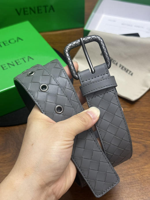 春夏特惠💰270 BV男士腰带 BOTTEGA VENETA 带身宽3.5cm 小牛皮皮革手工编织，手工编织新款牛皮经典之作 商品图2