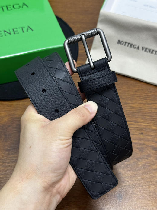 春夏特惠💰400 BV男士腰带 BOTTEGA VENETA   带身宽3.5cm 小牛皮皮革手工编织，手工编织新款牛皮经典之作 商品图1